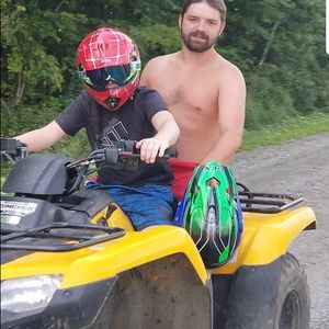 Meet your Posher, Garrett